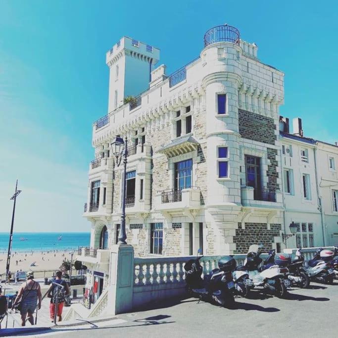 Le Cosy T2 Hypercentre ! Parking Inclus Et La Plage A 2 Min ! Les Sables-d'Olonne Bagian luar foto