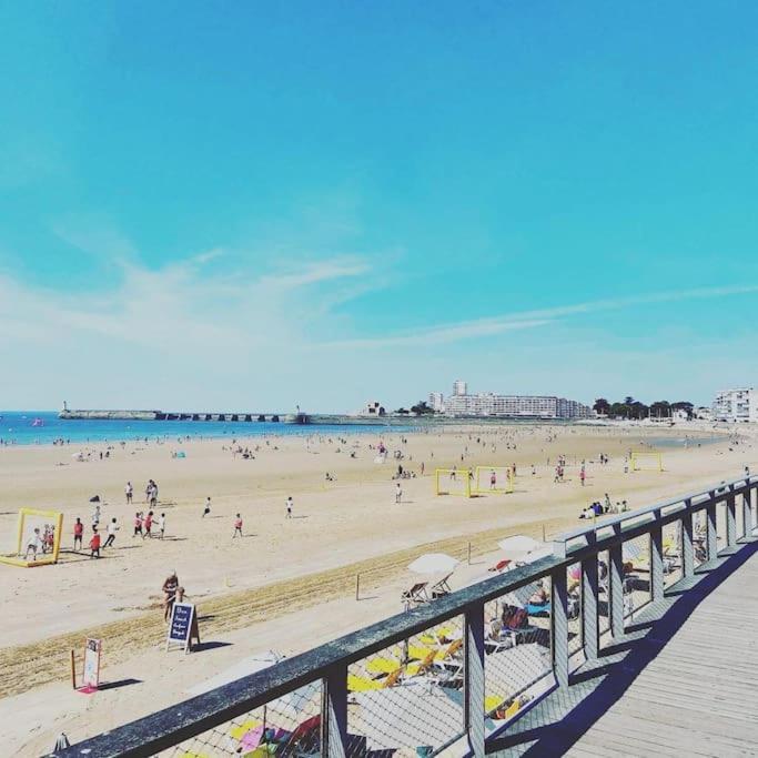 Le Cosy T2 Hypercentre ! Parking Inclus Et La Plage A 2 Min ! Les Sables-d'Olonne Bagian luar foto