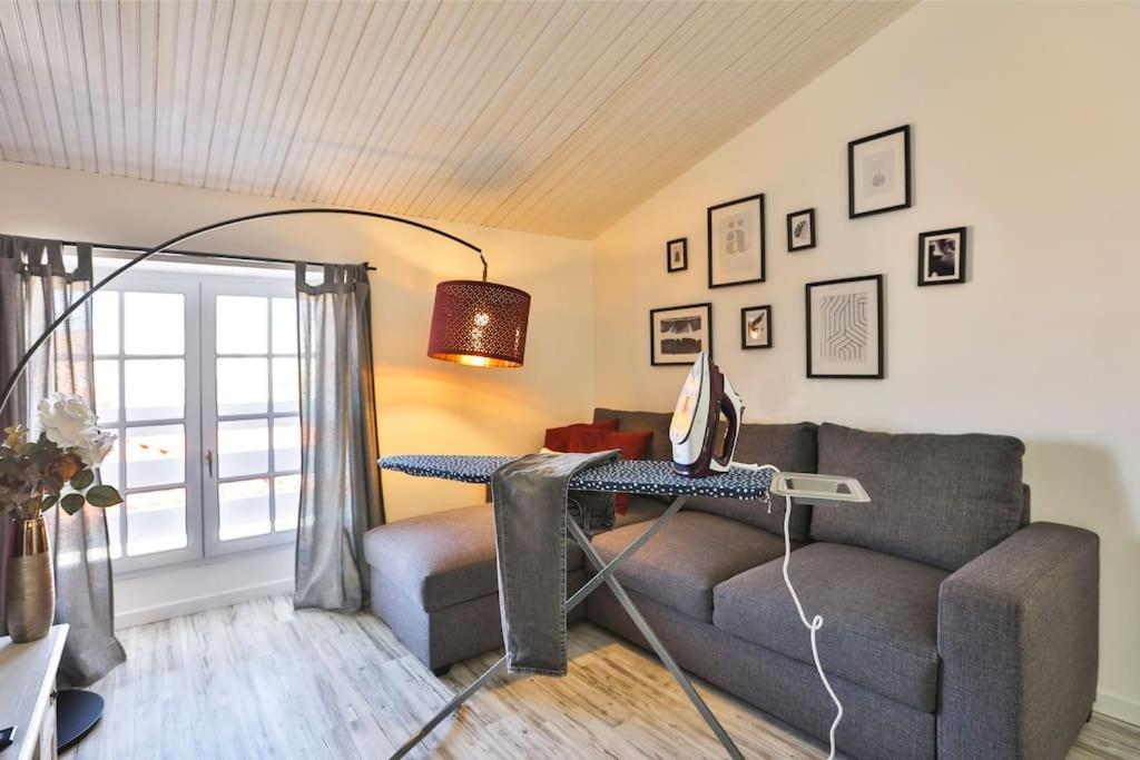 Le Cosy T2 Hypercentre ! Parking Inclus Et La Plage A 2 Min ! Les Sables-d'Olonne Bagian luar foto