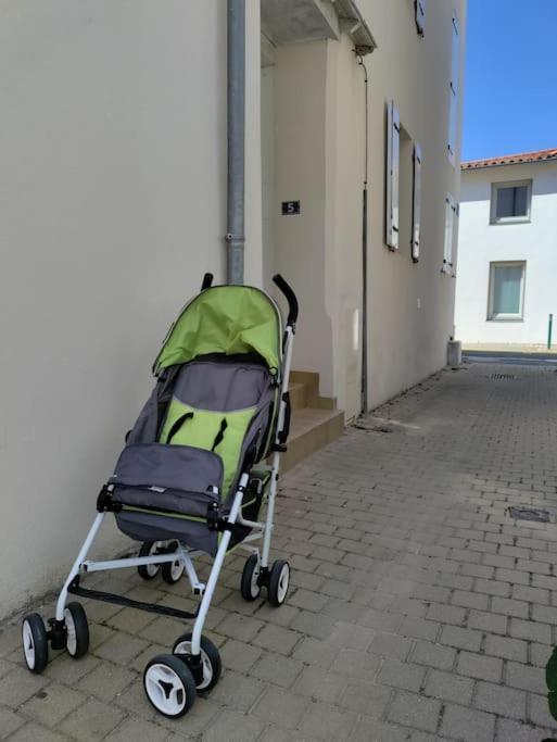 Le Cosy T2 Hypercentre ! Parking Inclus Et La Plage A 2 Min ! Les Sables-d'Olonne Bagian luar foto