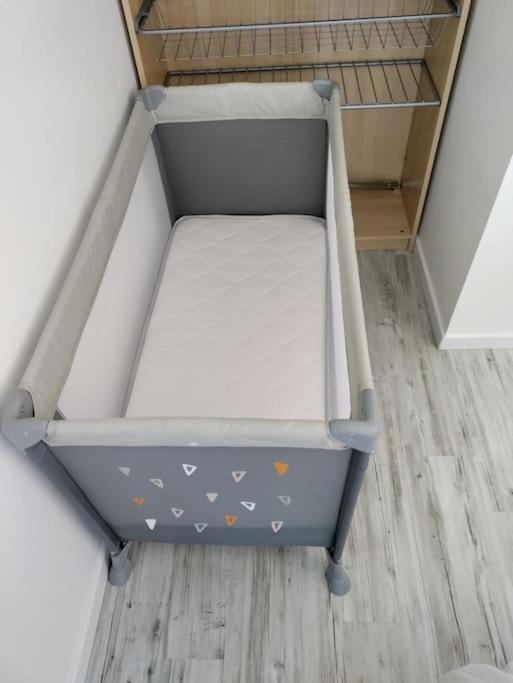 Le Cosy T2 Hypercentre ! Parking Inclus Et La Plage A 2 Min ! Les Sables-d'Olonne Bagian luar foto